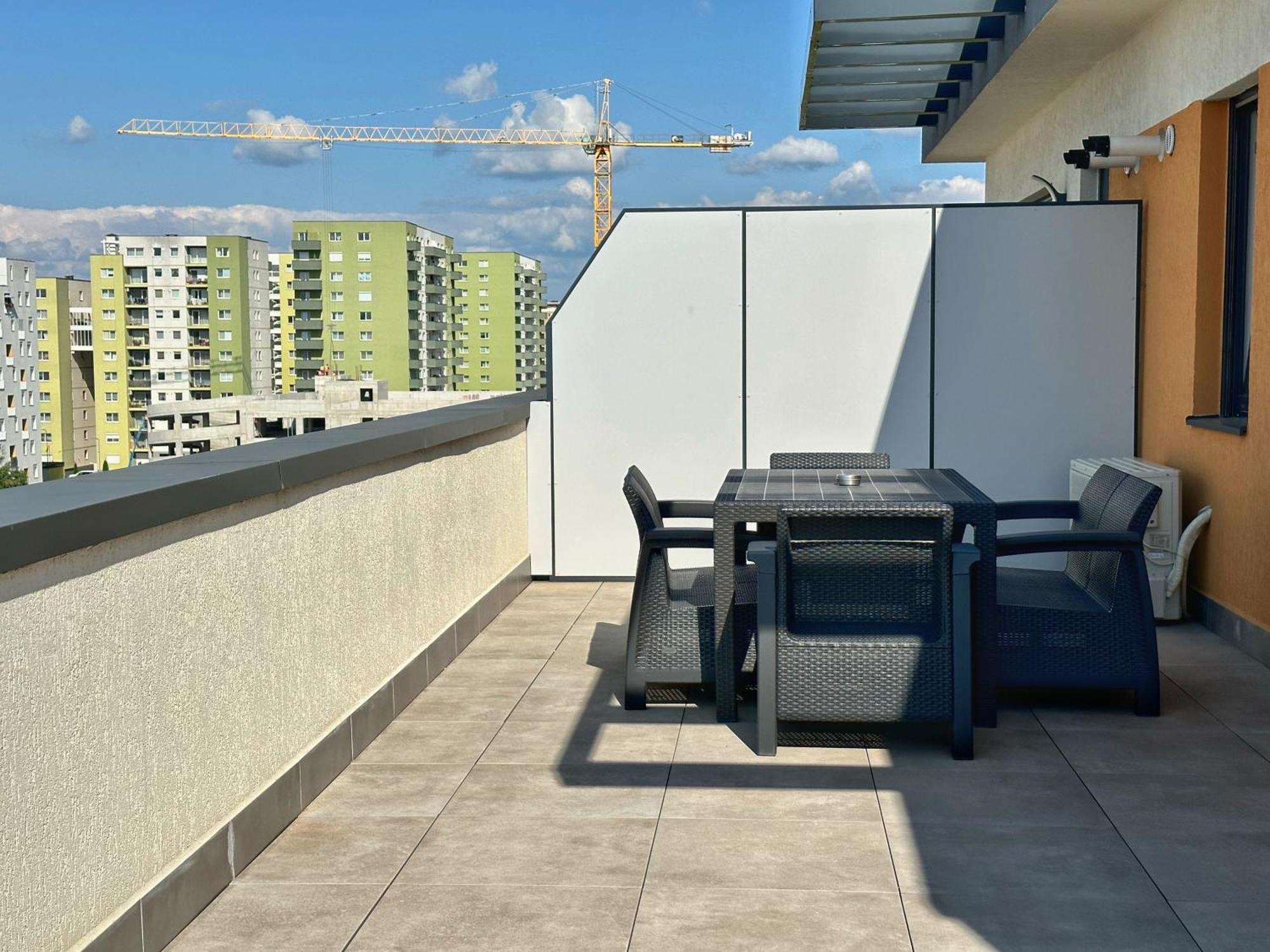 Апартаменти Koa - Moon Penthouse Брашов Екстер'єр фото